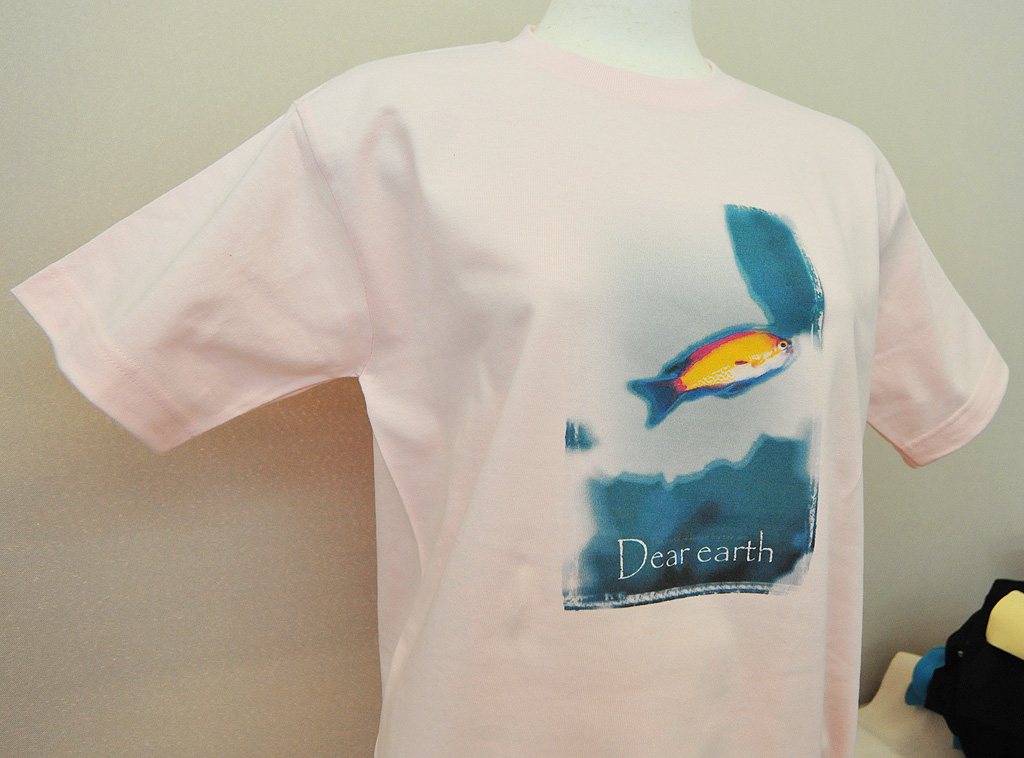 Tシャツ